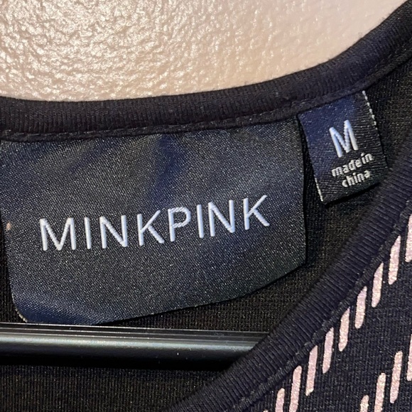 Sleeveless Black & Gold Mink Pink Cocktail Dress - Picture 4 of 5